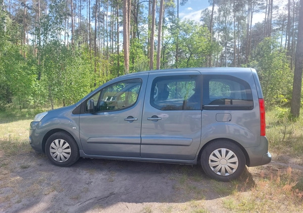 Peugeot Partner cena 19750 przebieg: 233000, rok produkcji 2008 z Sulejówek małe 79